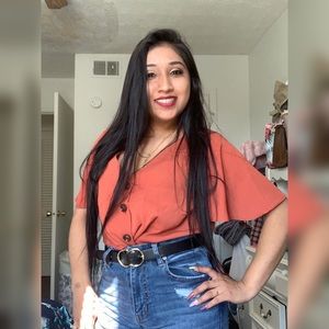 Meet your Posher, Marisol